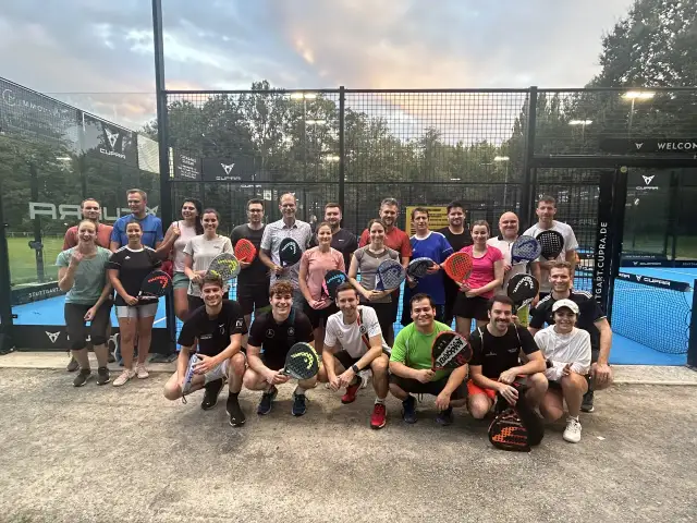 Padel Stuttgart: Courts, Preise, Training So startest du sofort!