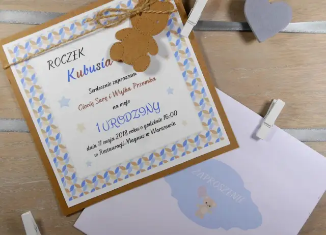 Jak wypisać zaproszenie z dzieckiem, aby uniknąć niezręczności?