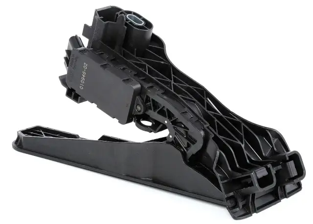 Objawy uszkodzenia czujnika pedału sprzęgła, które mogą zrujnować jazdę