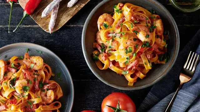 Fuet z Lidla: Jadalna pleśń, przepisy i opinie. Czy warto?