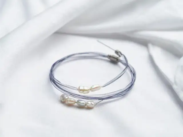 Jak zrobić bransoletki? Kompletny przewodnik DIY dla każdego