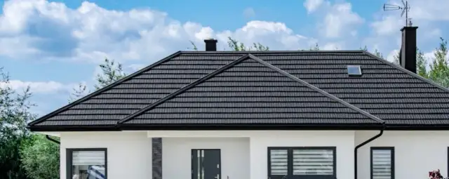 Ile dachówki na dach kalkulator – uniknij nadmiaru i niedoboru materiału