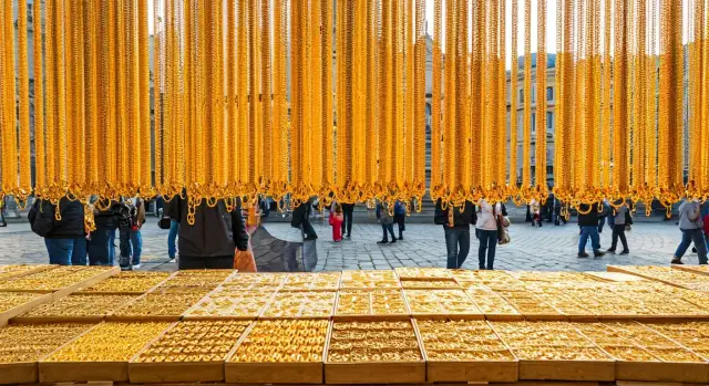 Ile za złoty łańcuszek w lombardzie? Realna wycena i porady