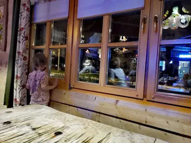 Gdzie zjeść w Białce Tatrzańskiej? Najlepsze restauracje na miejscu