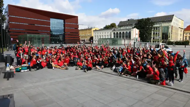 Gry gdzie się chodzi po mieście – odkryj fascynujący świat zabaw miejskich