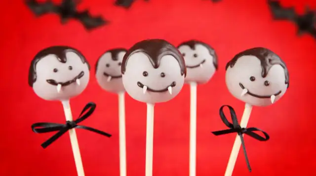 Jak zrobić przekąski na Halloween, które zachwycą Twoich gości