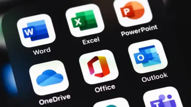 Ile kosztuje PowerPoint? Sprawdź najlepsze opcje zakupu i ceny