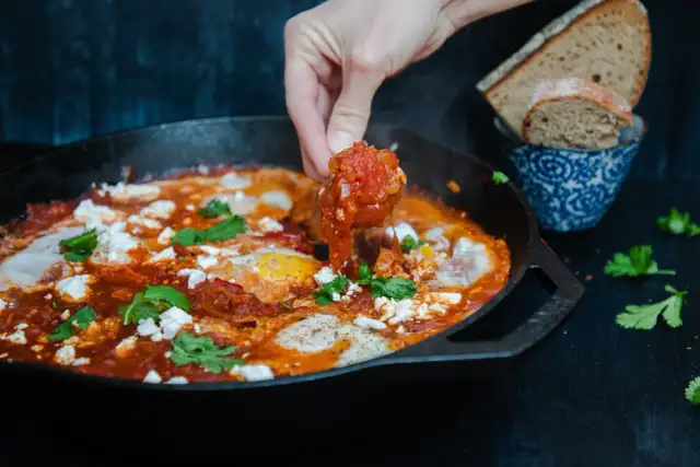Die besten Gewürze für Shakshuka: So gelingt das perfekte Gericht