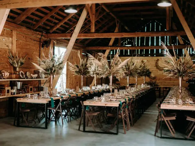 Najnowsze trendy w organizacji wesela: minimalizm, natura i personalizacja