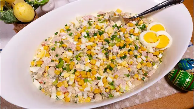 Jaką sałatkę na Wielkanoc? 5 pysznych przepisów, które zachwycą