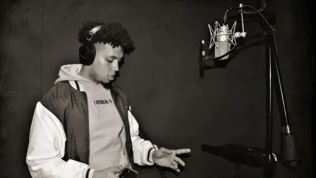 Jak napisać rap: skuteczne techniki i tajniki tworzenia tekstów