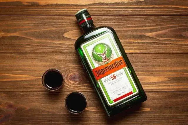 Jägermeister drink z czym - najlepsze przepisy na wyjątkowe koktajle