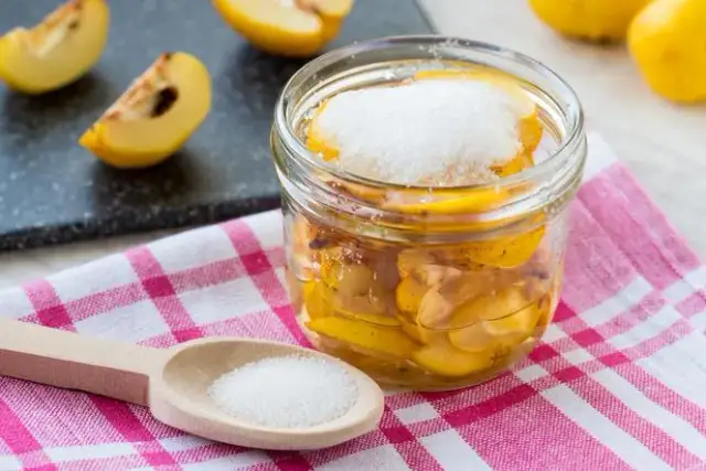 Jak przygotować pigwę do herbaty, aby wzmocnić jej smak i zdrowie