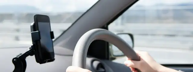 Ile kosztuje wymiana pasów bezpieczeństwa? Zobacz, co wpływa na cenę