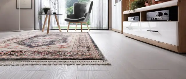 Jaki kolor mebli do szarych paneli? Odkryj idealne połączenia kolorystyczne