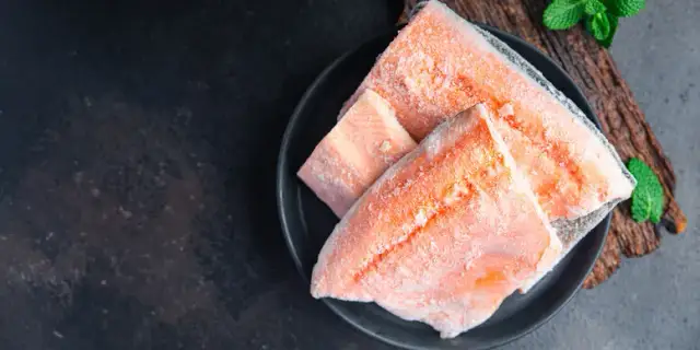 Jak usmażyć rybę mrożoną, by uniknąć rozczarowania smakiem