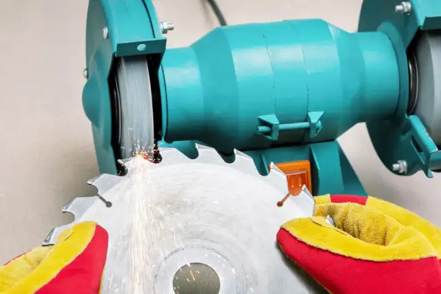 Comment affuter une lame de scie circulaire pour des coupes parfaites