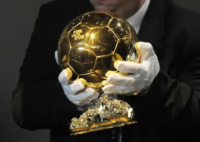 Kiedy wyniki złotej piłki? Zaskakująca data ceremonii i faworyci!