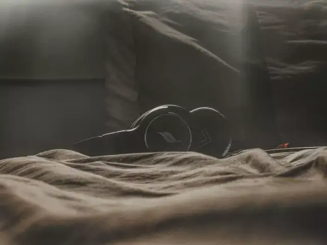 Dlaczego słuchawki bezprzewodowe przerywają? Oto najczęstsze przyczyny