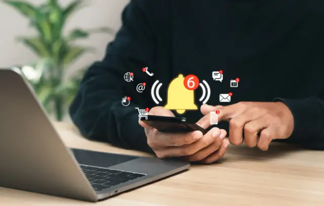 Jak strategie powiadomień utrzymują zaangażowanie graczy