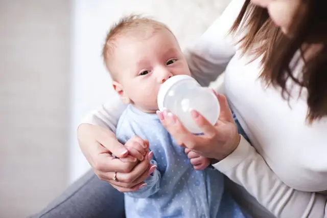 Nie karmisz piersią? Zobacz, co dzieje się z pokarmem