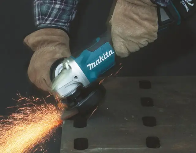 Gdzie jest numer seryjny akumulatora Makita? Oto ważne informacje