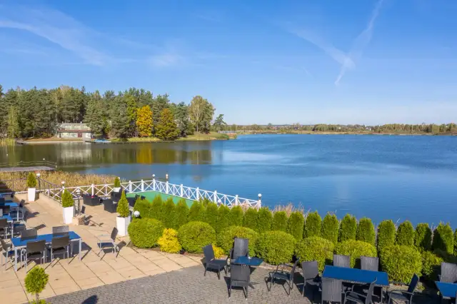 Najlepsze hotele nad jeziorem w Lubuskiem – gdzie wypocząć i co zobaczyć