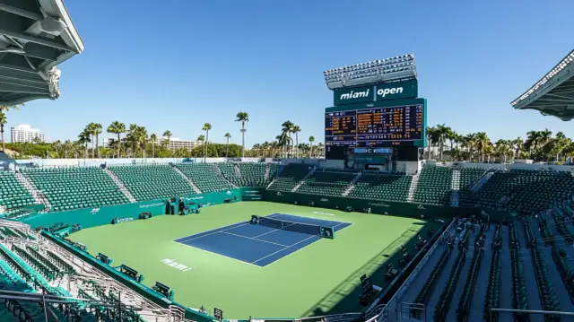 Iga Świątek na Miami Open: Wyniki, harmonogram meczów i analiza występu