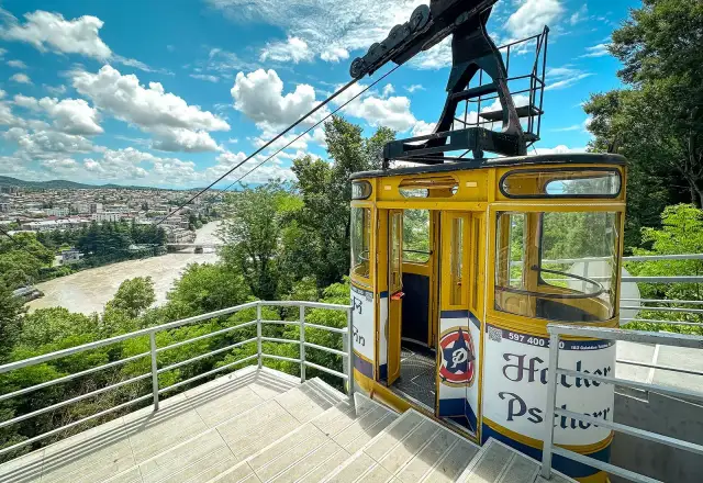 Najlepsze atrakcje w Kutaisi, które musisz zobaczyć podczas wizyty