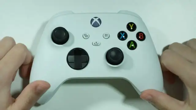 Jak zresetować pada Xbox One i naprawić problemy z połączeniem