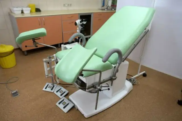 Kiedy iść do ginekologa po porodzie? Nie przegap ważnej wizyty!