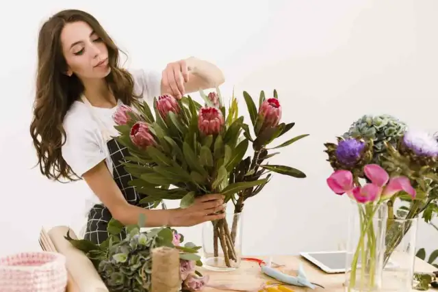 Ile można zarobić na kwiaciarni? Sprawdź, co wpływa na zyski