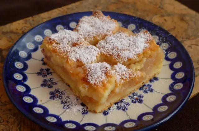Dietetyczna szarlotka jak u babci - zdrowy przepis na smaczny deser