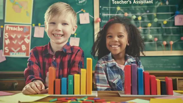 Zarobki w przedszkolu: Ile zarabia pomoc nauczyciela? Analiza płac