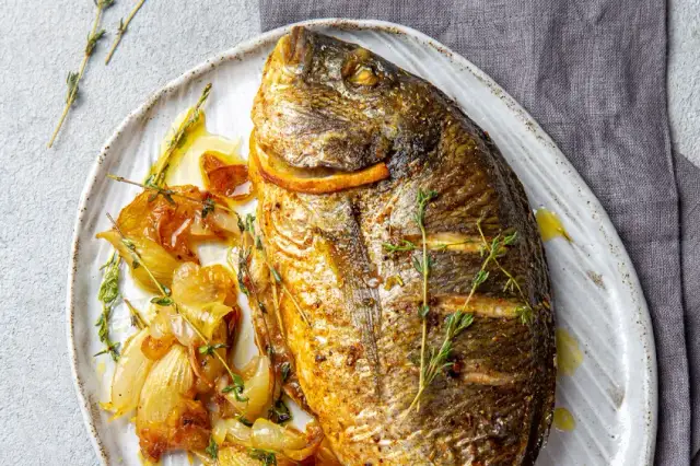 Comment réussir une dorade grillée au barbecue savoureuse et facile