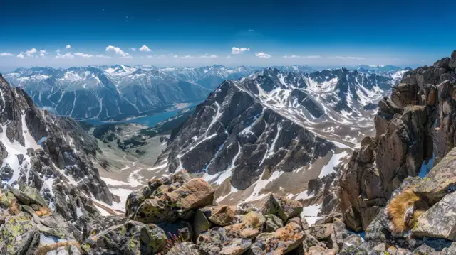 Widok z Kasprowego: Co zobaczysz ze szczytu Tatr w pogodny dzień?