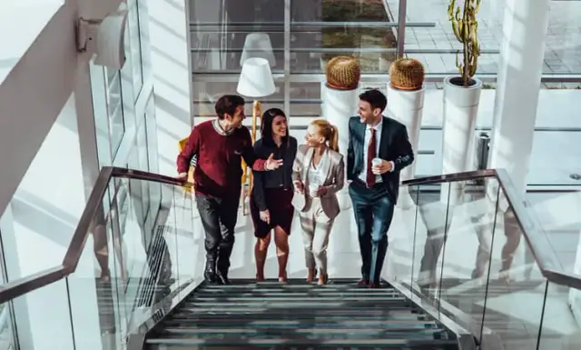 Integracja systemów oświetlenia awaryjnego z inteligentnymi budynkami: przyszłość czy już teraźniejszość?