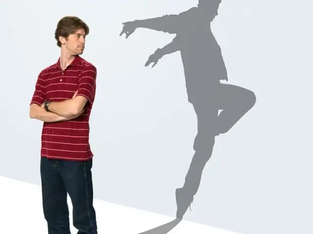 Psychologia osobowości: jak nabyte cechy kształtują naszą tożsamość