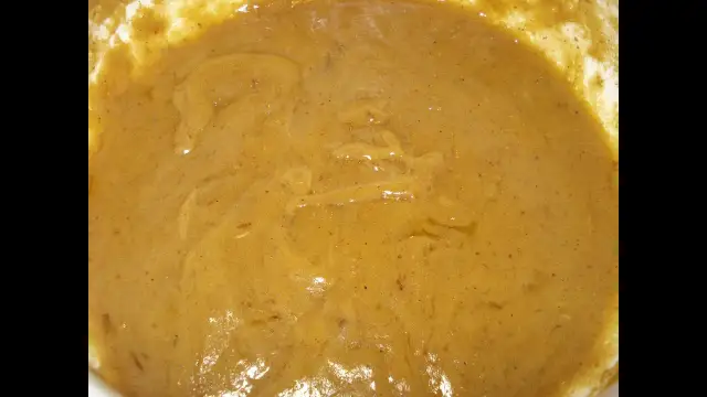 Jak zrobić sos z mięsa smażonego, który zachwyci Twoich gości