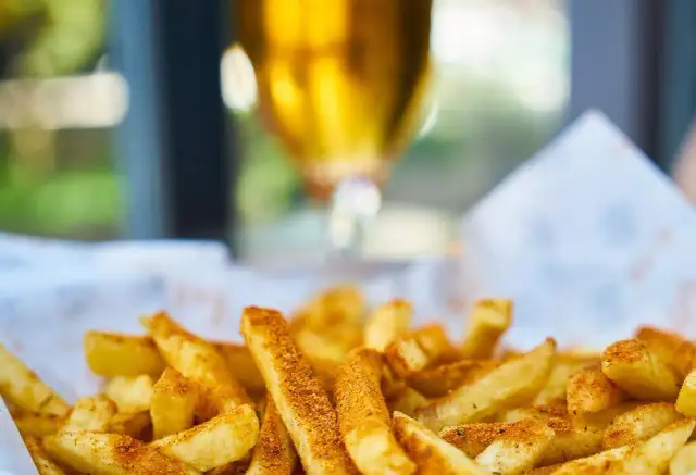 Kalorie w piwie 0,5%: Zaskakujący przewodnik dla smakoszy i diet