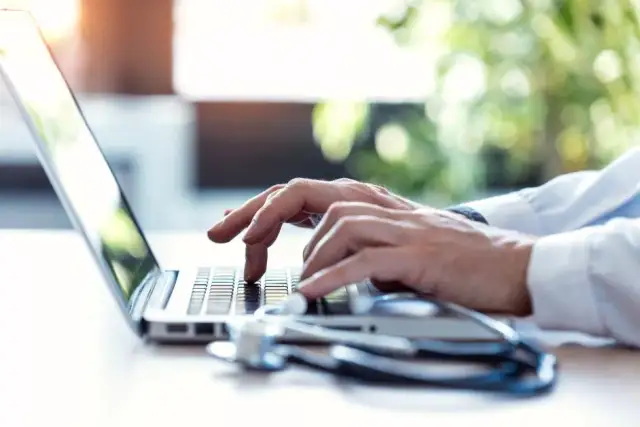 Co oznacza symbol 1 na zwolnieniu lekarskim? Ważne informacje i ograniczenia