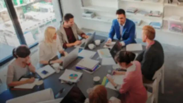 Czy w zaproszeniu są akapity? Odkryj, jak poprawić ich czytelność