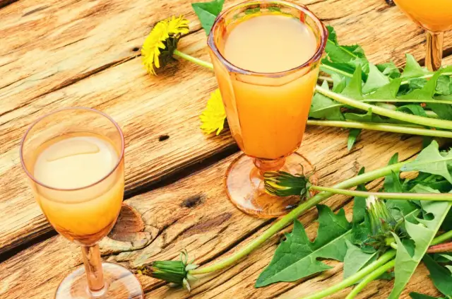 Nalewka z mniszka lekarskiego jak stosować: skuteczne dawkowanie i zastosowanie