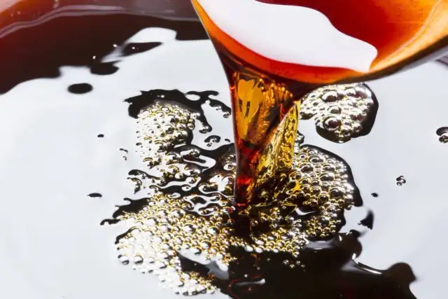 Do czego użyć sos sojowy – praktyczne zastosowania w kuchni i porady