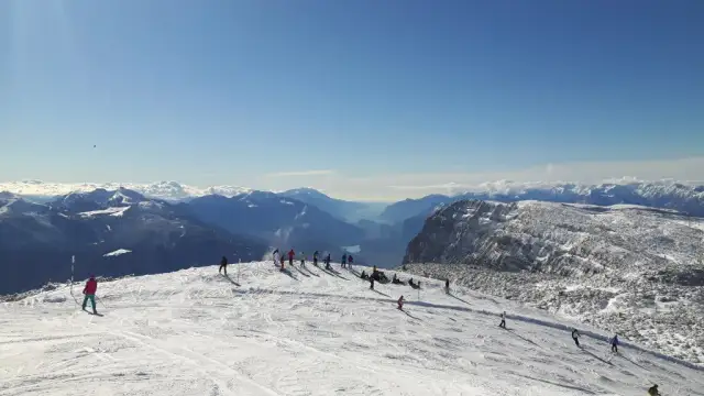 Szeroka trasa narciarska jak się nazywa - najlepsze miejsca na narty