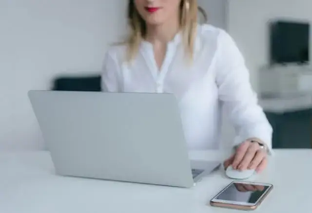 Jak poznać dziewczyny przez internet: 7 skutecznych sposobów