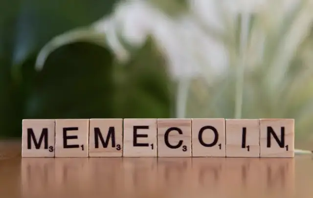 Meme coiny - przykłady największych sukcesów do 2025 roku