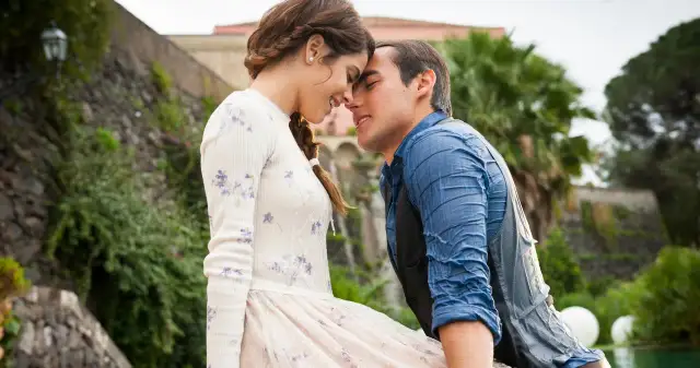 Z kim jest martina stoessel? Odkryj prawdę o jej związku