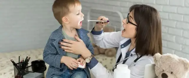 Jak wyglądają afty u dziecka zdjęcia – poznaj niepokojące objawy