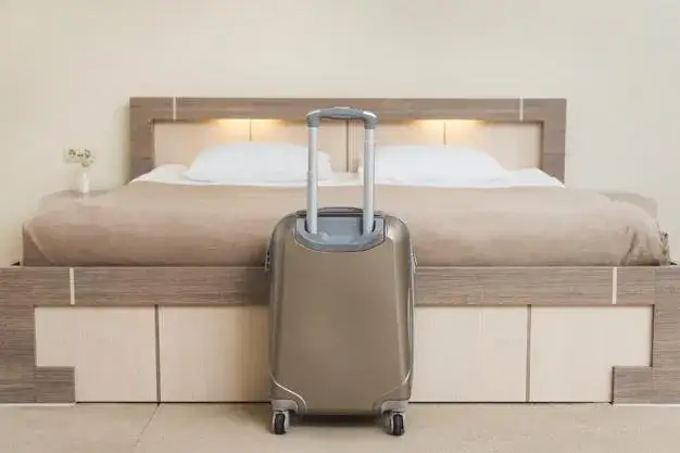 Jak księgować fakturę z Booking.com z prowizją bez błędów?